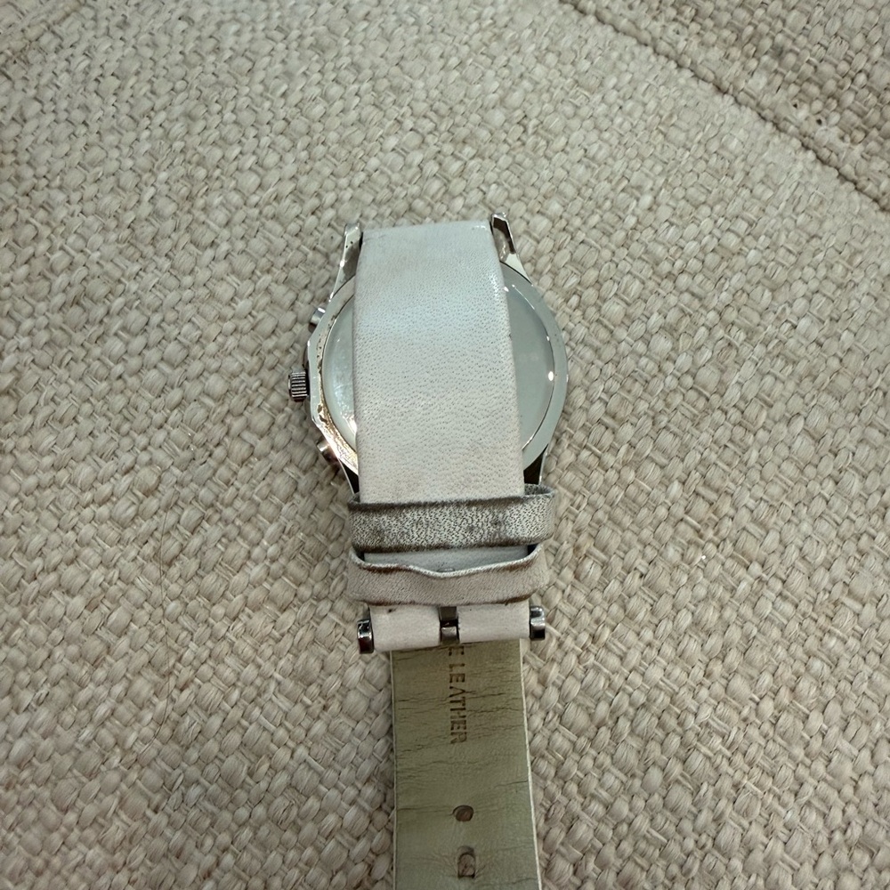 Marc by Marc Jacobs Silver-Tone White Leather Chronograph Watch - Picture 3 of 3